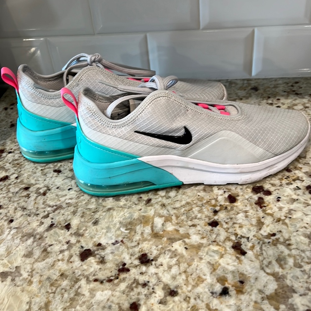Nike air